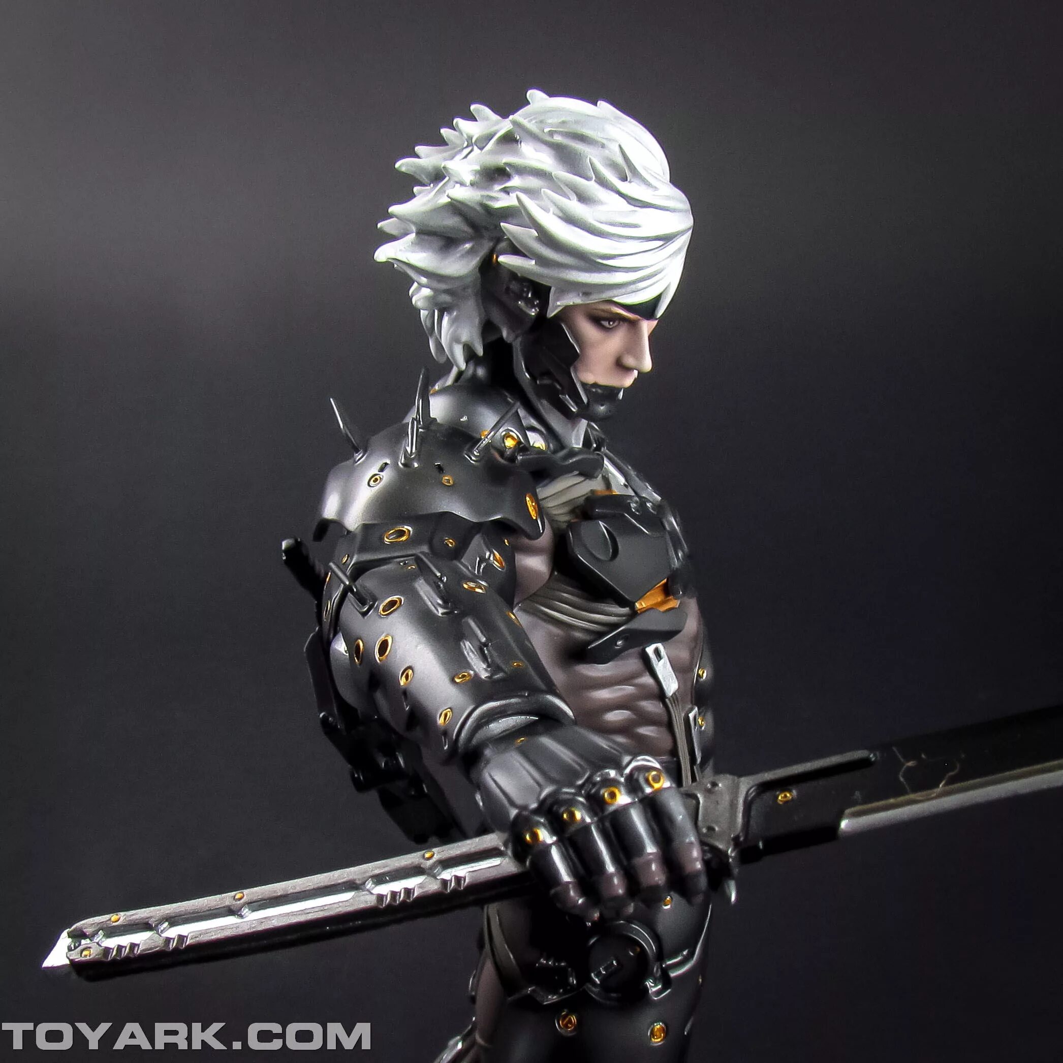 Райден Metal Gear. Raiden Metal Gear Rising фигурка. Райден Metal Gear Rising. Райден Metal Gear Rising r34.