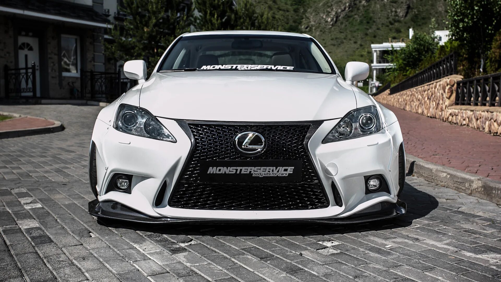 Гурам лексус. Лексус ис 250. лексус is 250 tuning. лексус ис 300. лексус ис 250 в обвесе.