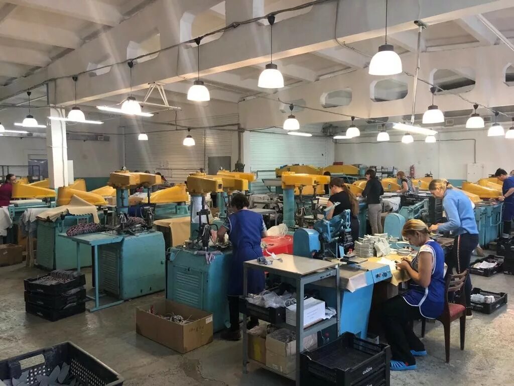 Корпорация давлеканово. Давлекановская обувная фабрика. обувная фабрика г.давлеканово. давлекановская обувная фабрика сандра. обувная фабрика сызрань.