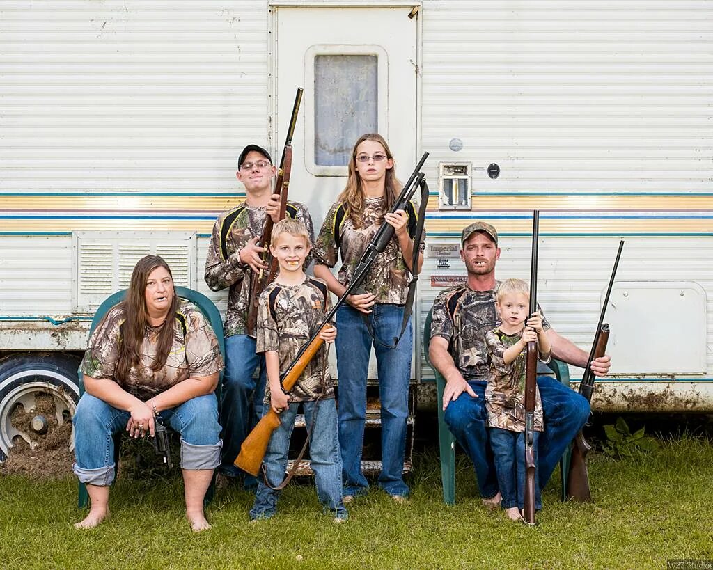 Деревенщина реднек. Алабама реднеки. Брэд рэднек. Кто такие реднеки. Кто такие реднеки.