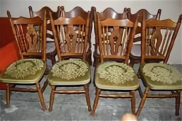 Авито москва стул. Б/У стулья деревянные. Кресло-стул барахолка. Продажные стулья б у. Стул и стулья на продажу.