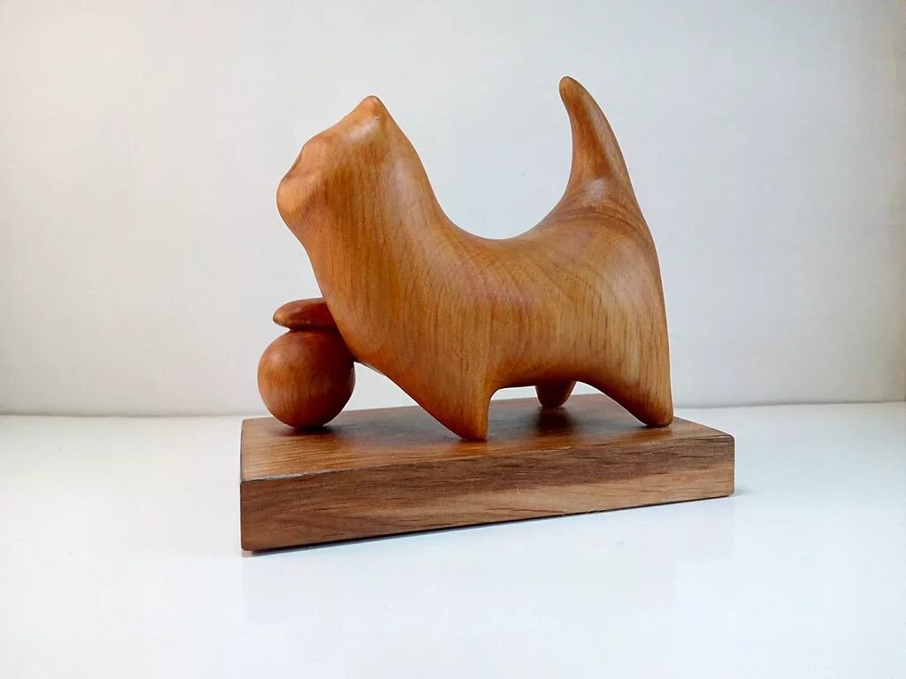 Фигуры из дерева своими руками. Фигурки из дерева. фигурка деревянная. резьба по дереву фигурки. статуэтки из дерева.