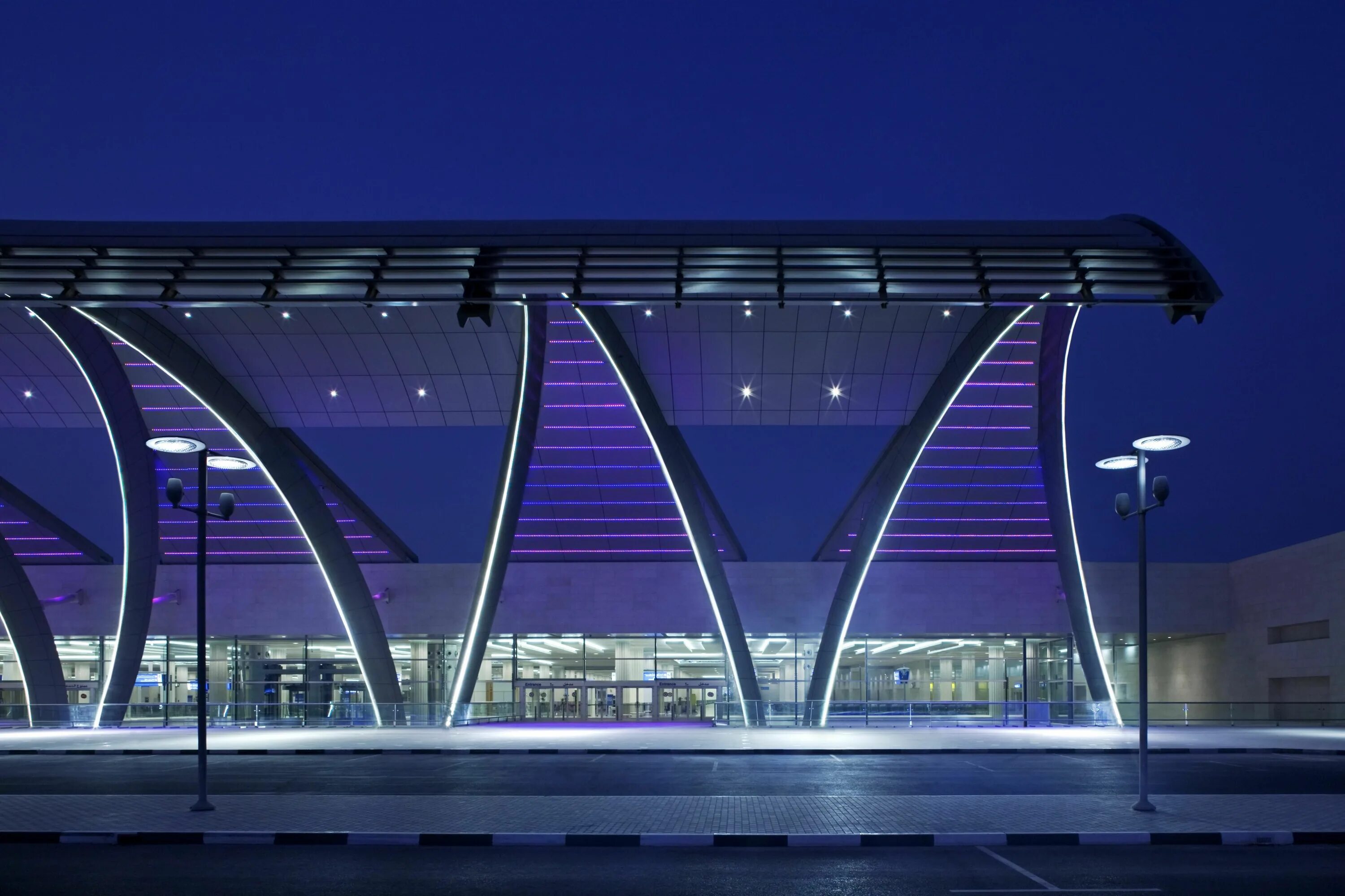 Арабские эмираты аэропорты международные. Аэропорт Дубай DXB. Аэропорт DXB Международный терминал. ДХБ аэропорт Дубай. Дубай DXB-2.