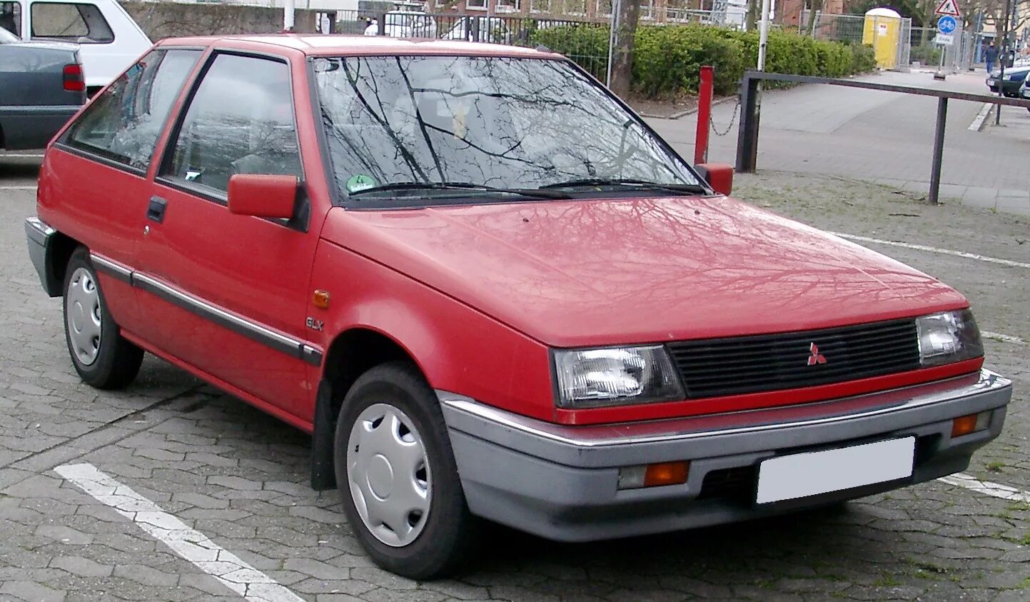 Mitsubishi c. Mitsubishi Colt c10. Mitsubishi Colt II (c10). Митсубиси Кольт 1986. Mitsubishi Colt 1984.