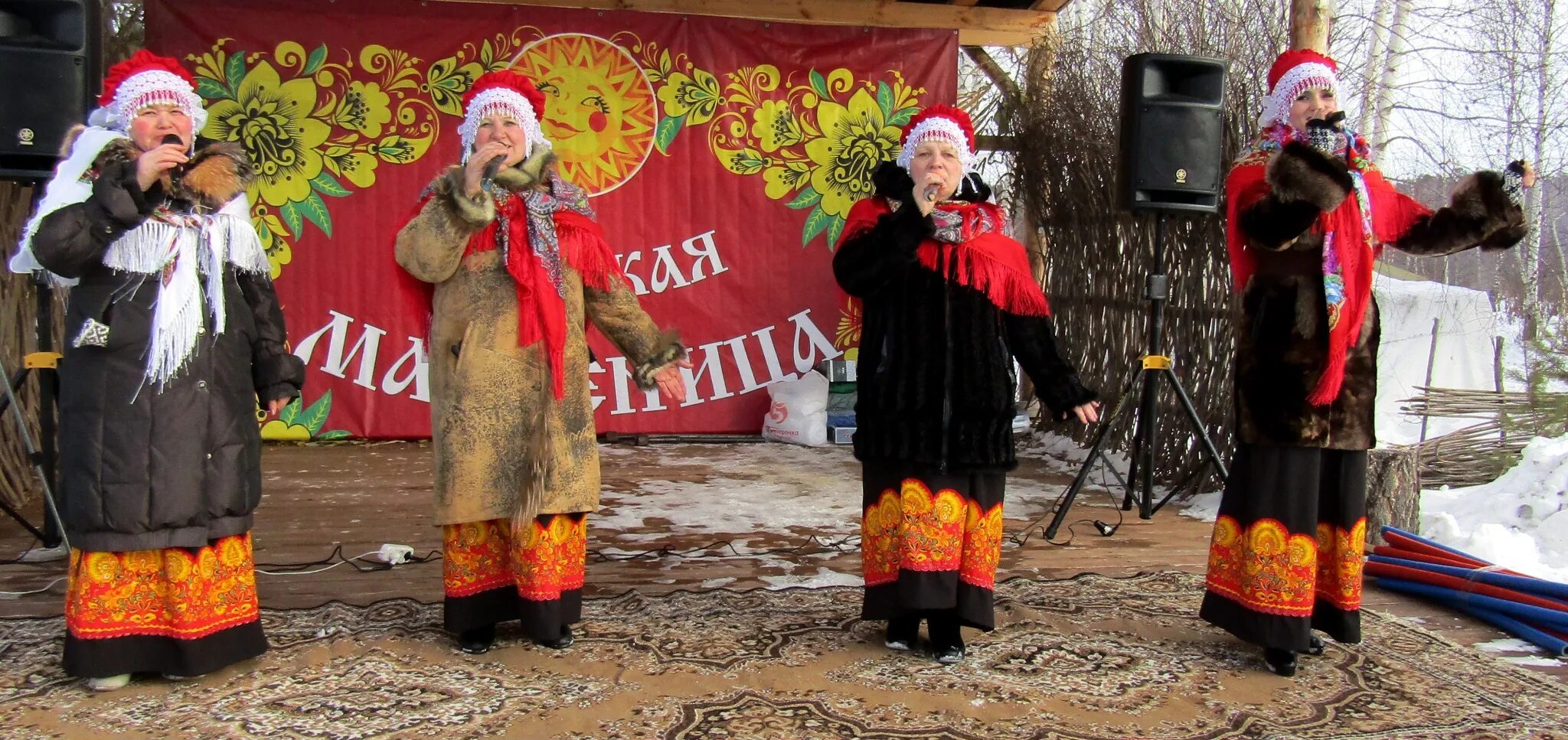Масленица на казачьем подворье тюмень. Масленица казаки. Казачье подворье. Подворье на масленицу. Казачья масленица.