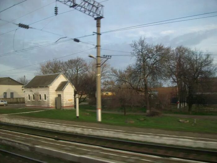 Гречишкино жд вокзал. Церковь воскресения христова успенка луганская область. Гречишкино. Тбилисская памятник гречишкину. Гречишкино луганская область.