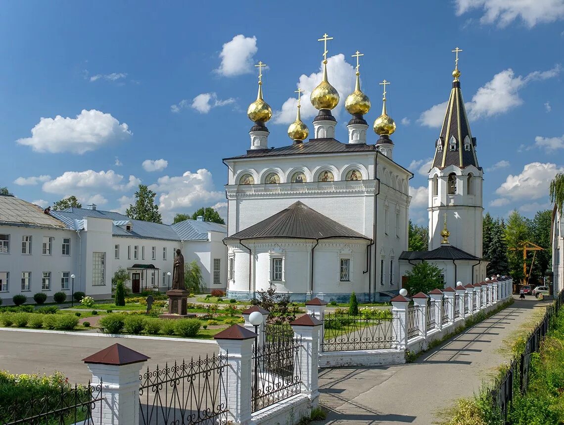 Какой нижегородская область. Город Городец Феодоровский монастырь. Феодоровском монастыре. Городец. Феодоровский монастырь Нижний Новгород. Феодоровский собор (Городец).