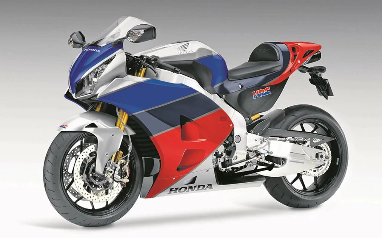Какие модели мотоциклов. Хонда РВФ 1000. Honda v4 мотоцикл. Мотоцикл Honda v6. Honda v4.