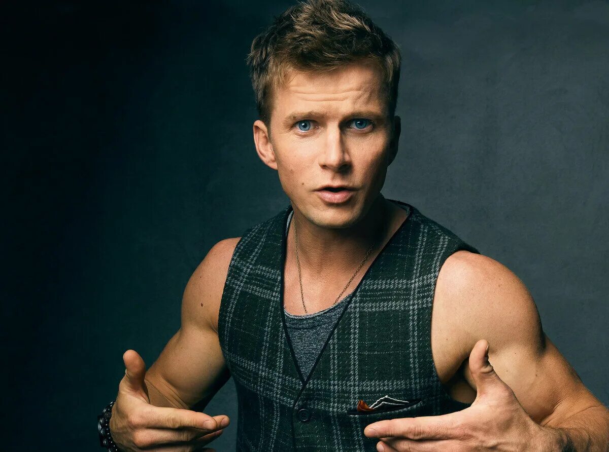 Данила козловский актёры россии. Владимир машков актер. Роман курцын 2020 фильмы. Актер данила козловский. Алексей курцын.