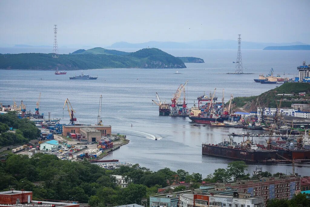 Порт Владивосток. Порт дальнего Востока. Морской порт дальнего Востока. Порт Otaru Владивосток.