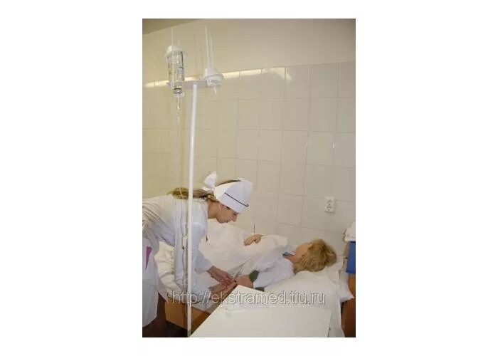 Капельницы при алкогольной интоксикации. Клизма в детском санатории. Сотрудник больницы 7 букв. Снятие интоксикации королев. Наркологическая больница капельницы.