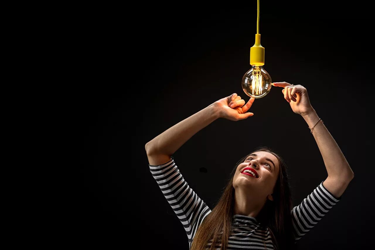 лампочки включенные и отключенные. включи лампочку 3 лампочку 4. открытка с лампочкой. включи лампочку 3 лампочку 4. лампочка дри.