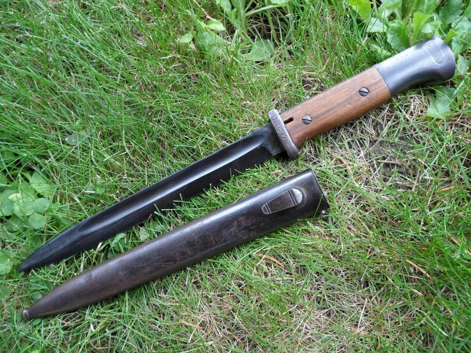 Штык маузер 98. Mauser k98 Bayonet. Mauser 98k со штыком. K98 штык. Штык-нож Маузер 98к.