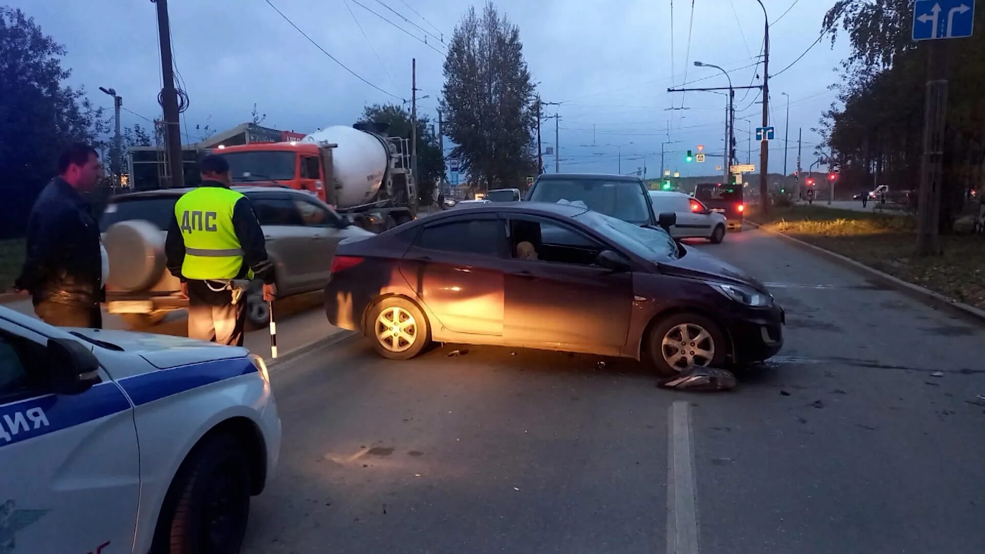 Е1 происшествия сегодня. Авария на Амундсена Екатеринбург.