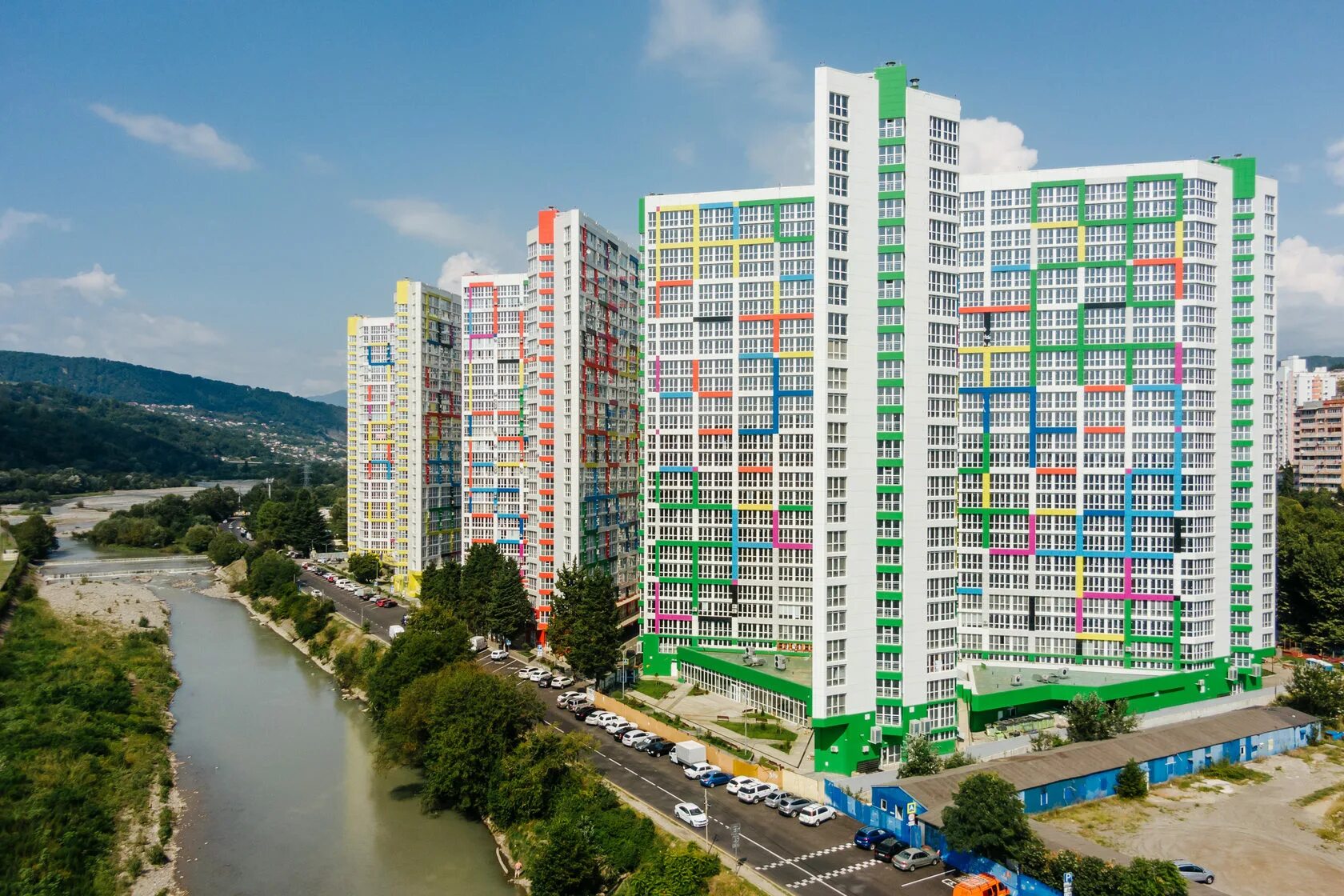 Жк раз два три сочи. Комплекс раз два три в сочи. Комплекс 123 сочи. 123 сочи жилой комплекс. Жк раз два три сочи.