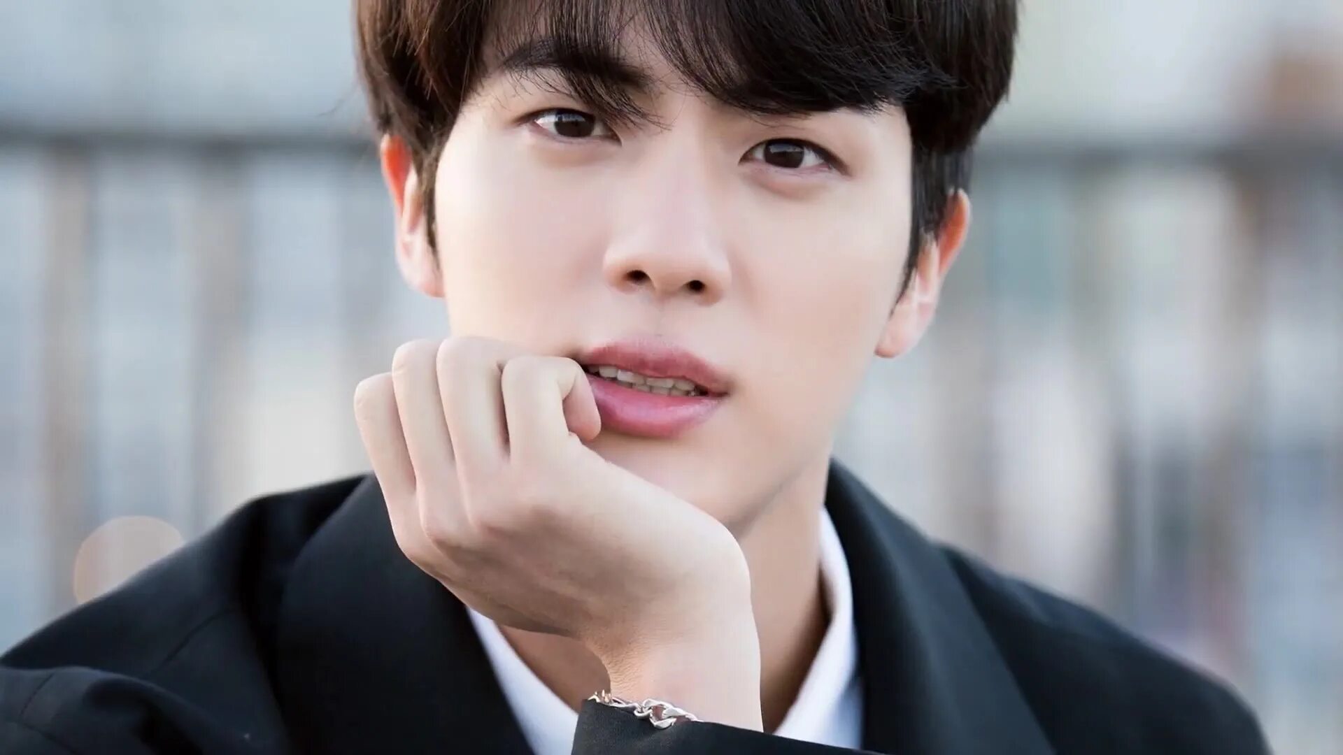 Kim Seok Jin. Jin BTS. У намджуна есть сокджин у шугарика