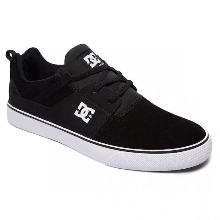 Мужские dc shoes. DC Shoes кеды. Кеды DC Shoes Trace мужские. DC Shoes кеды 2007. AC DC мерч кеды DC Shoes.