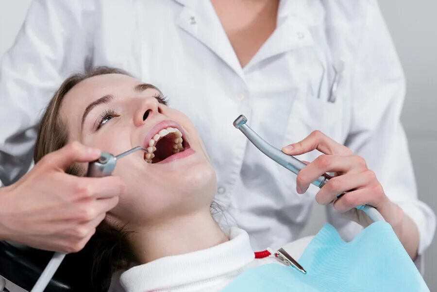 Консультация стоматолога. Процедуры в стоматологии. Сайт стоматологии. Обследование хирургического больного в стоматологии. Процедуры в стоматологии.