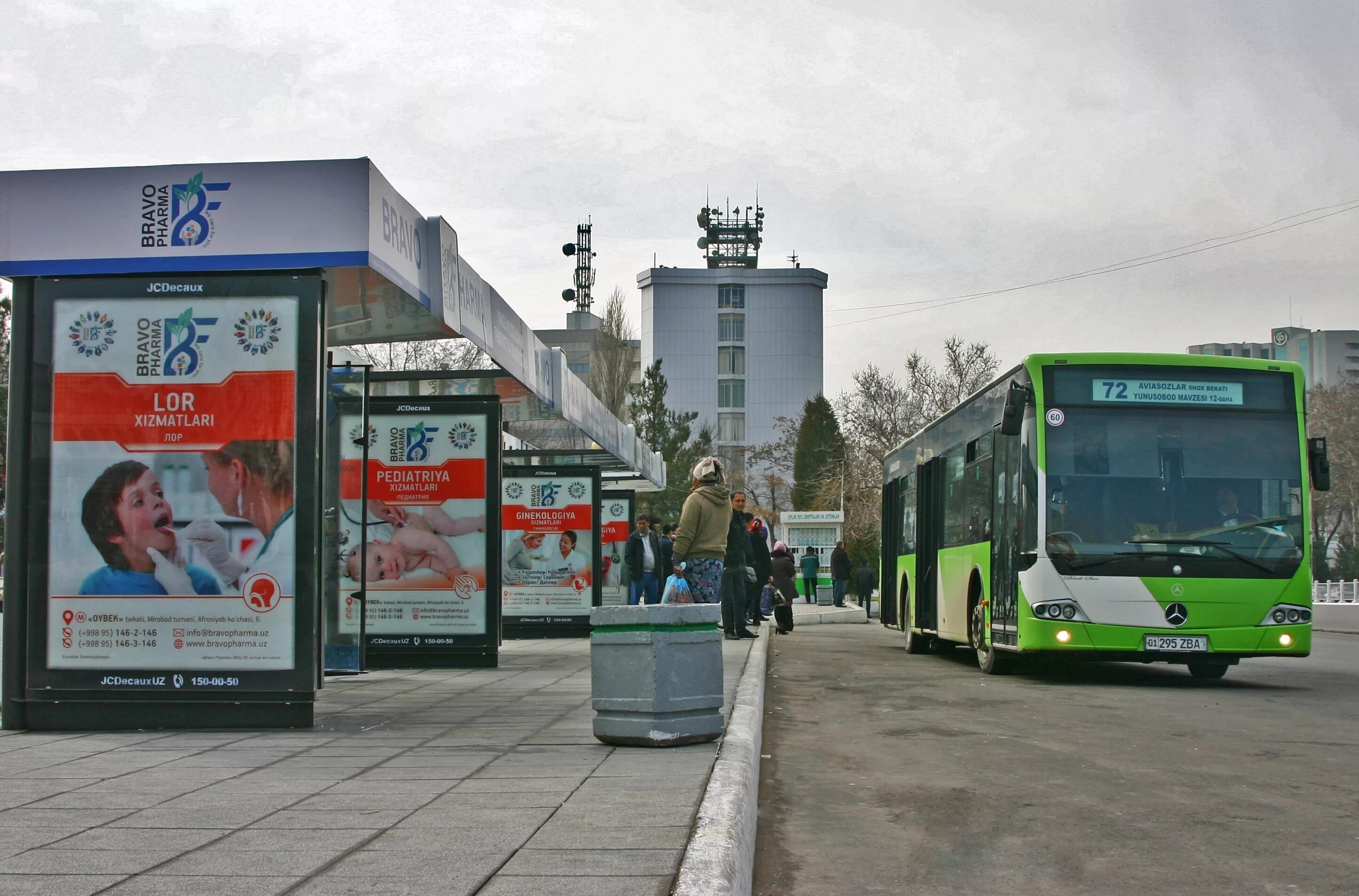 Остановки автобуса с15. Остановки Ташкента. Остановка автобуса. Автобусные остановки в Узбекистане. Автобусные остановки магазин Узбекистана.