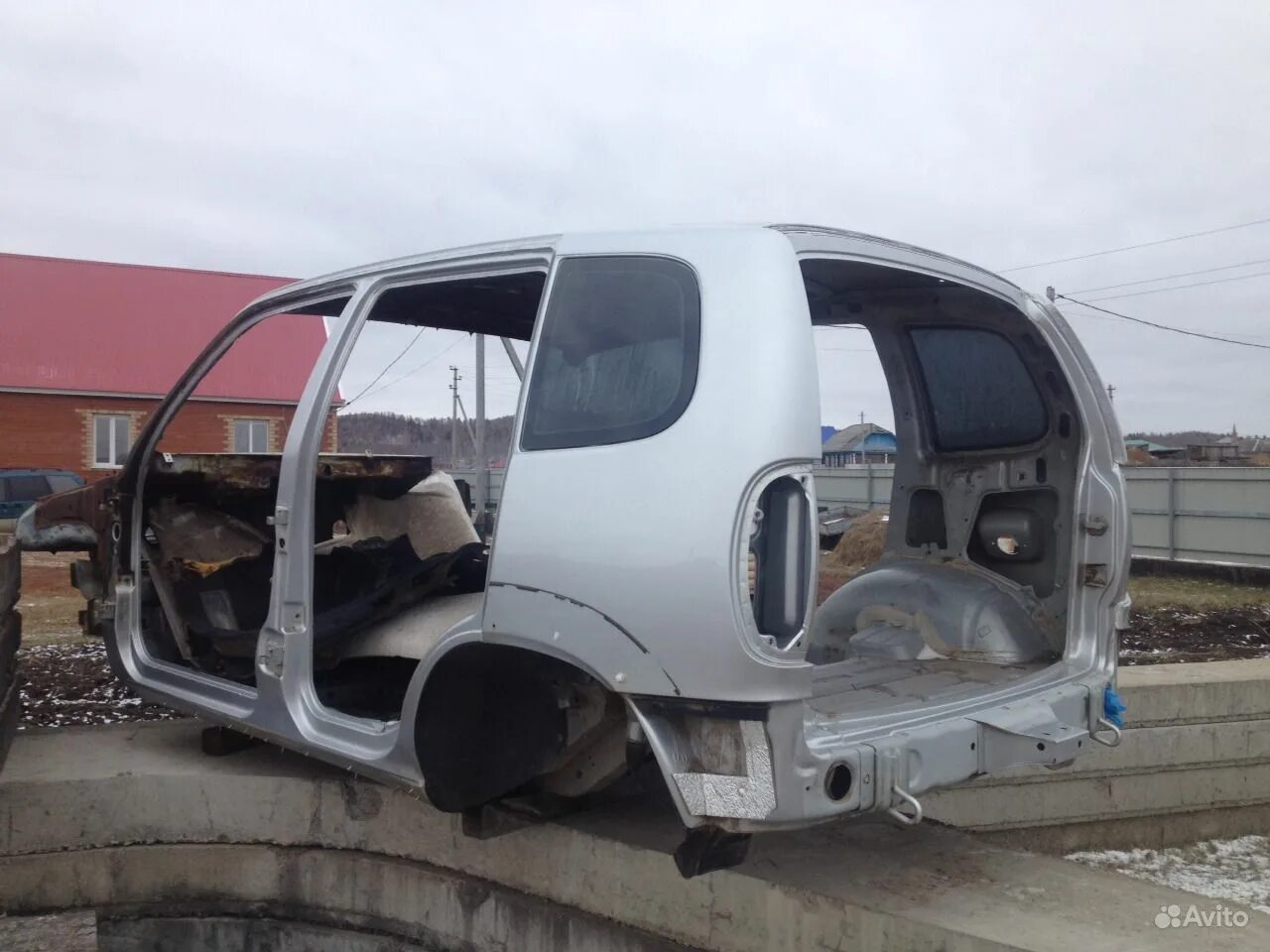 Кузовные детали шевроле нива 2017 года. Схема кузова нива шевроле 2123. Кузов автомобиля шевроле нива. Кузов шевроле нива 1 комплектации. Кузов автомобиля шевроле нива.