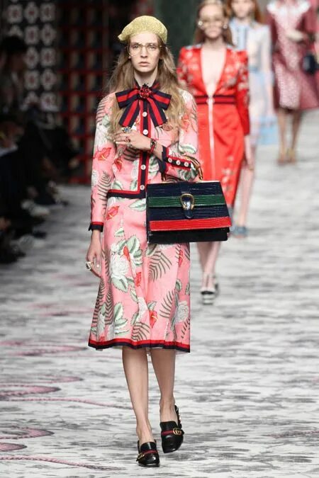 Модные фото 2016 salvatore ferragamo 2016 Buscar con Google Bodas
