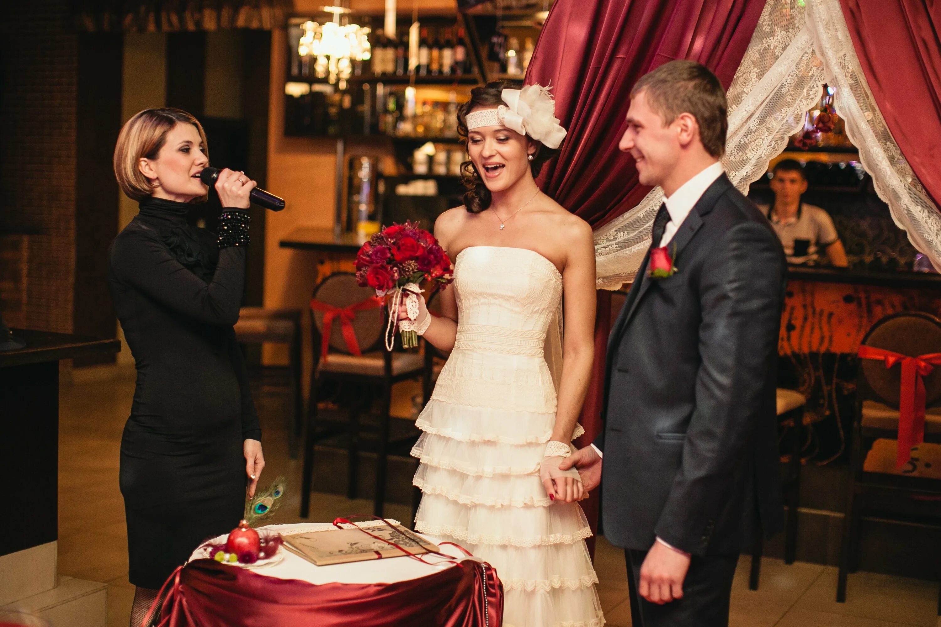 свадьба стиле чикаго гангстеров чикаго. свадебное платье в стиле гангстеров. свадебное платье в гангстерском стиле. свадьба в стиле гангстеров чикаго. свадебное платье в стиле гангстеров.