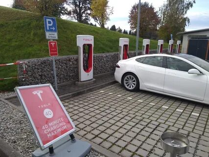 Зарядные станции tesla