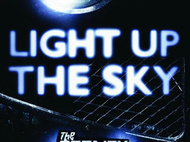 Light it up дата выхода. выпускной неоновая вывеска. Light logo mockup. Major lazer light it up mp3. светящиеся шнурки на кроссовки.