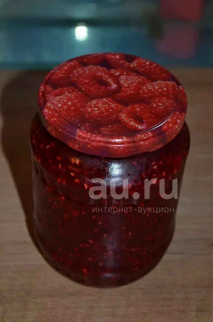 Баночки с вареньем. Варенье. Реклама малинового варенья. Баночка с малиной. Варенье малина.