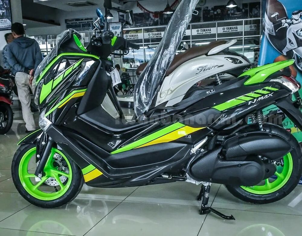 Yamaha NMAX. NMAX 2021 скутер. Скутер Ямаха Нмакс. Ямаха NMAX электроскутер. Купить скутер макс