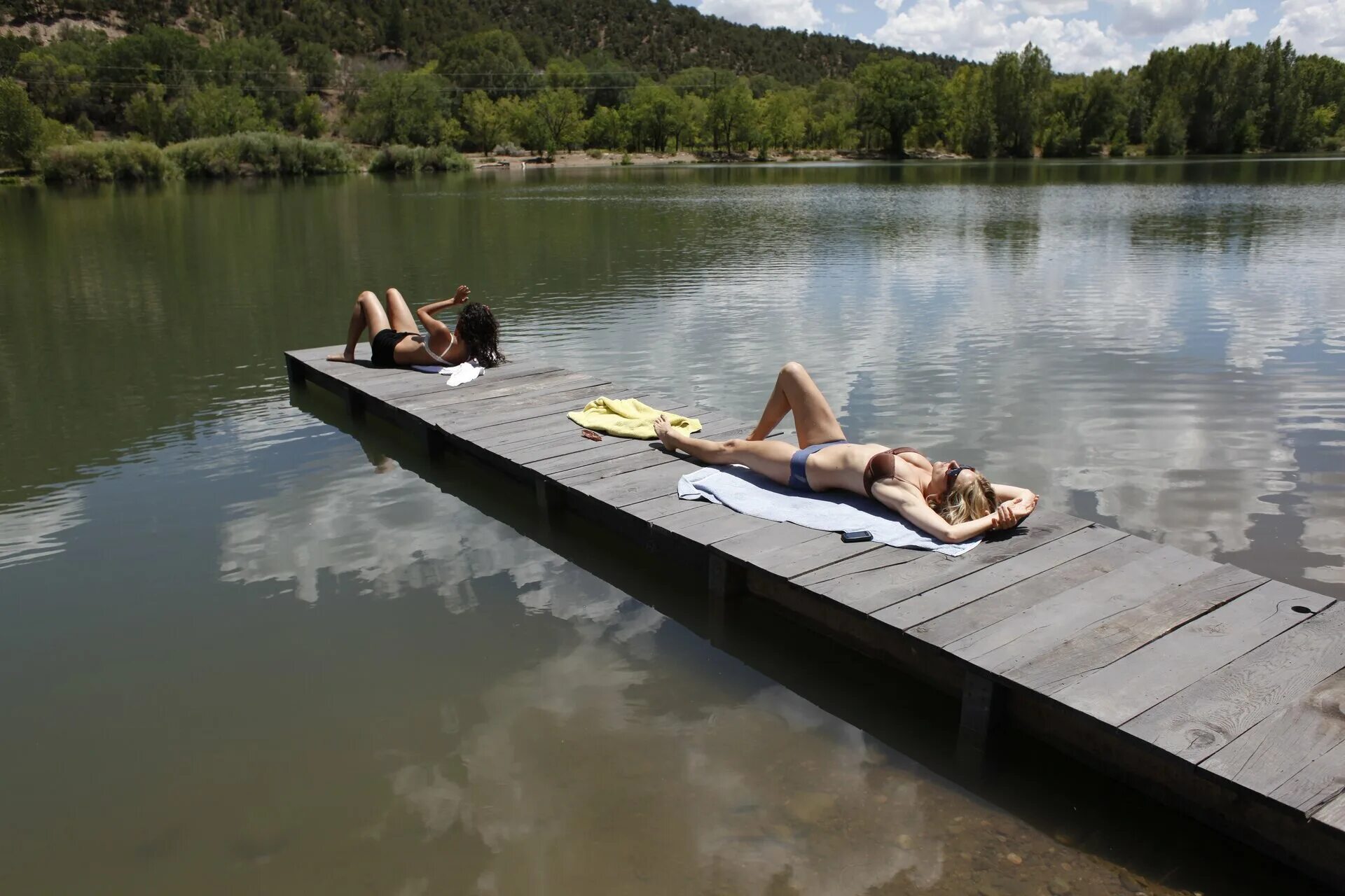 Совсем как женщина. Женщина 2012. Совсем как женщина. Сиенна миллер фарахани. Совсем как женщина.