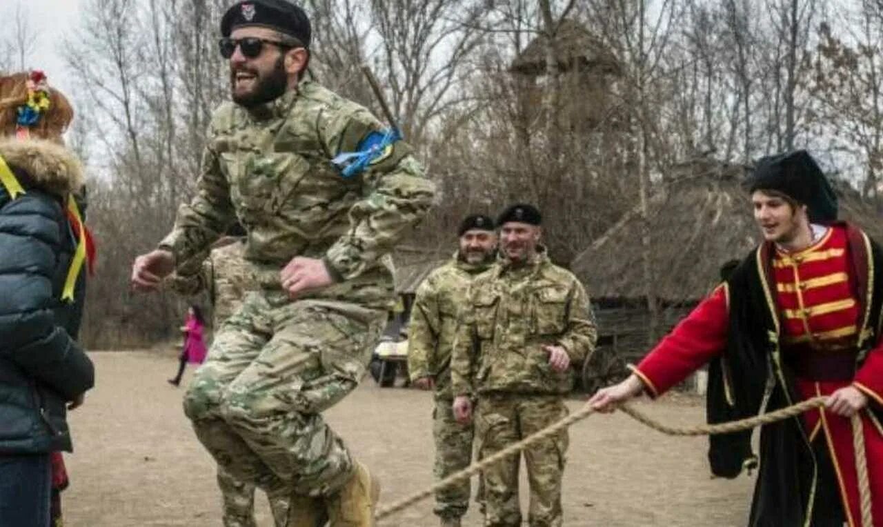 Робкие грузины. Грузины на Украине. Бежали робкие грузины. Грузинский Легион в Украине. Грузинские наемники.