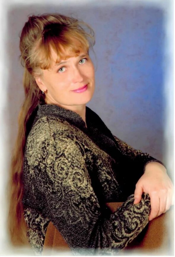 Памятник садовникову в воткинске. В г садовникова. Воткинск садовникова. Садовникова 4 воткинск. В г садовникова.