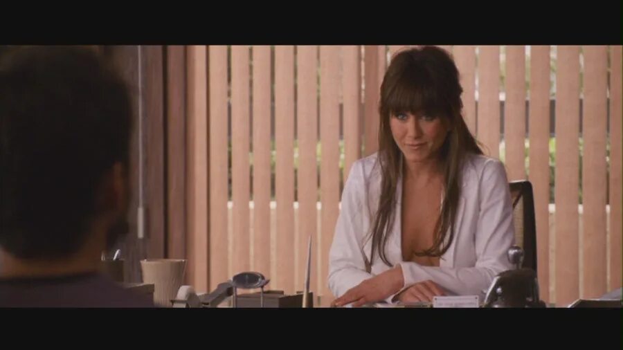 Дженнифер энистон в фильме несносные боссы. Несносные боссы бобби. Несносные боссы фильм 2011 дженнифер энистон. Дженнифер энистон несносные боссы. Несносные боссы дженнифер дженнифер энистон.