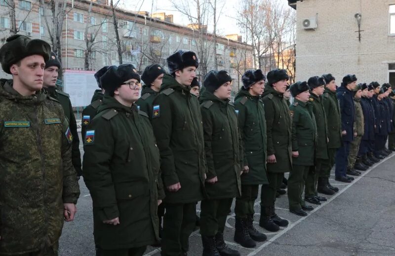 Комиссариат новороссийск. Сборный пункт призывников Уфа. Призывники. Биробиджан Военная часть. Уфа сборный военный пункт.