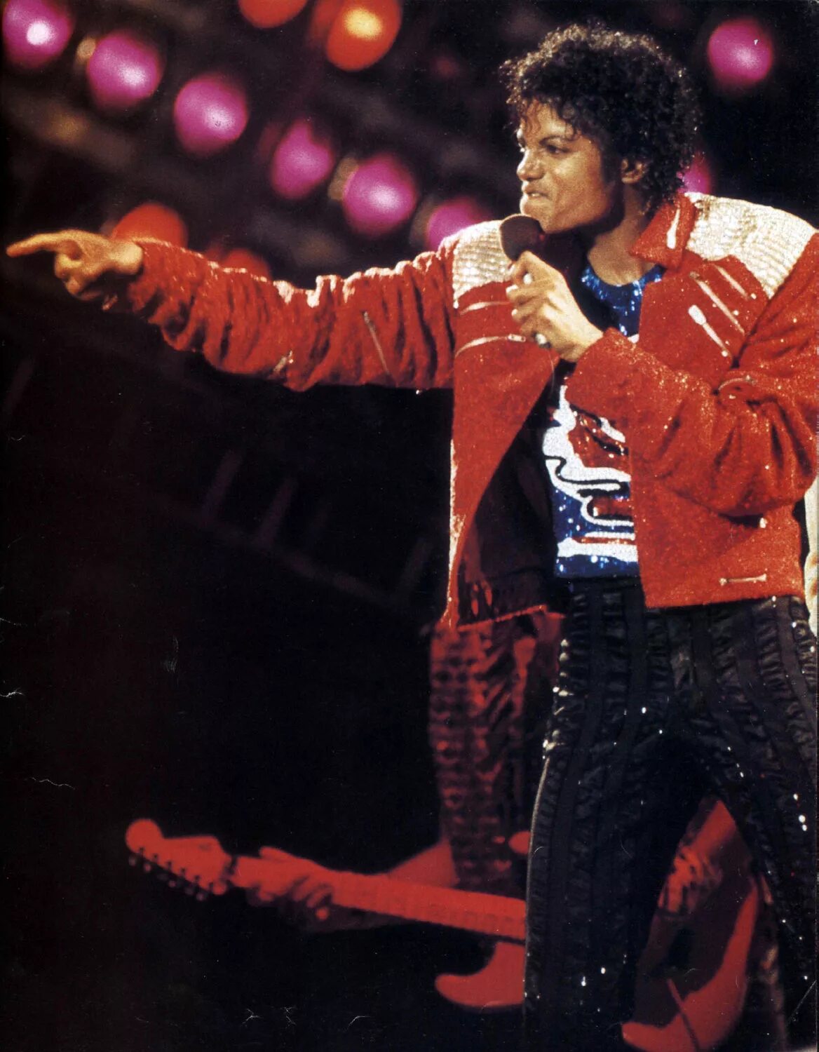 Песня beat it. Michael Jackson Beat it 1982.