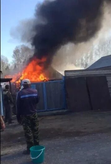 Пожары ленинск кузнецкий. Пожар в прокопьевске вчера. Пожар в ленинске кузнецком. Ленинский кузнецкий чп пожар. Ленинск кузнецкий округ пожар в красном.