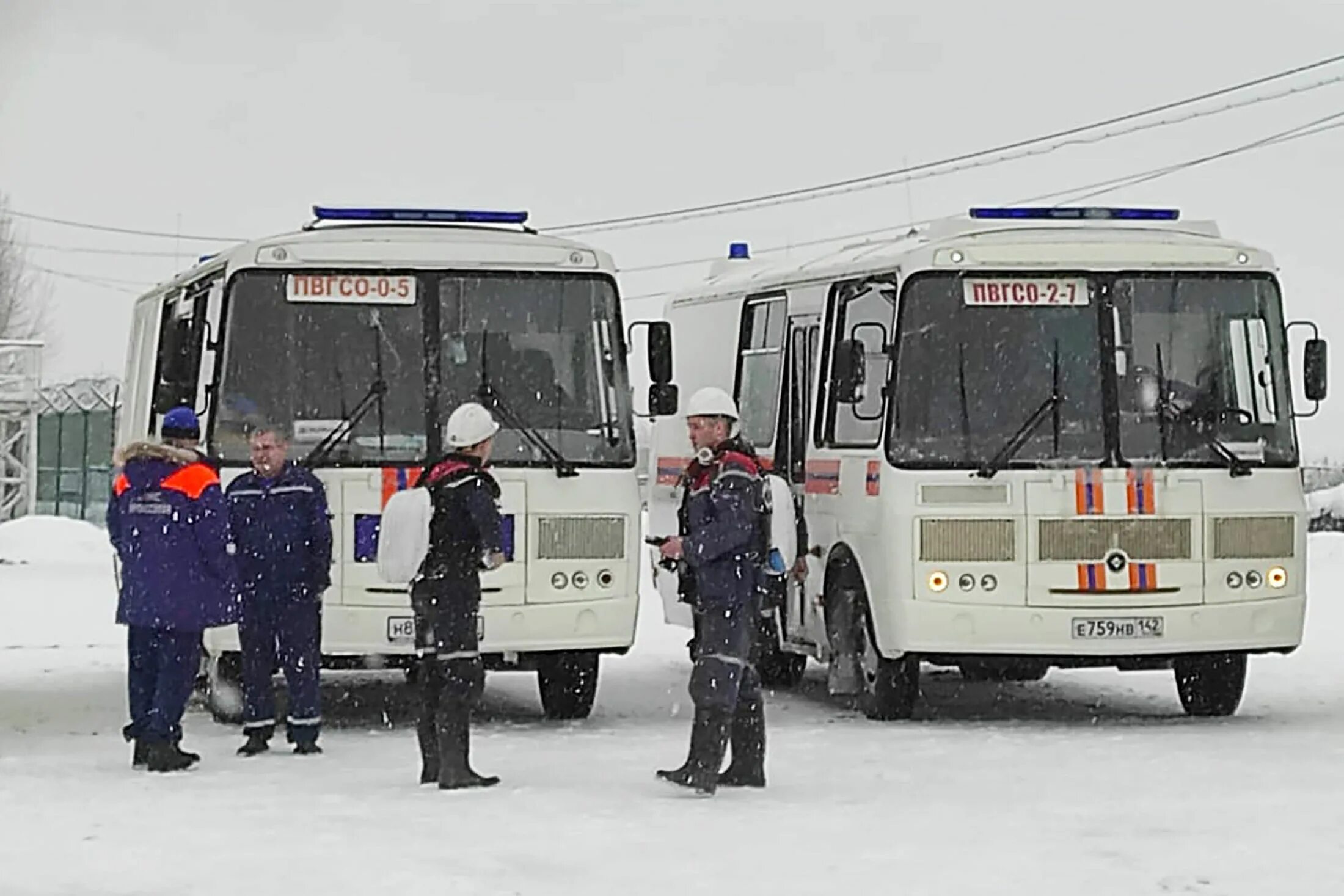 Взрыв на шахте «Листвяжная» (2021). Листвяжная Белово взрыв. Взрыв на шахте Листвяжная. Авария на шахте Листвяжная. Шахтеры 13 человек последние новости