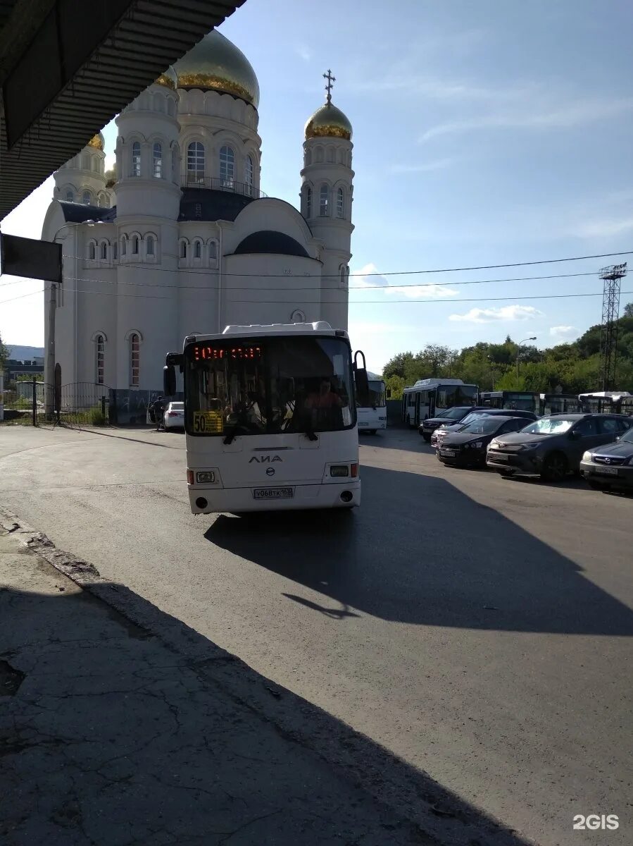 Общественный транспорт 50. 50 Автобус Самара. Маршрут 50 автобуса Самара. 50 Автобус Академический фото.