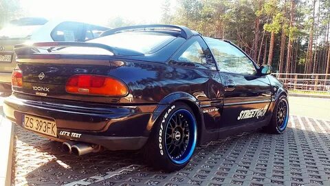 Nissan 100