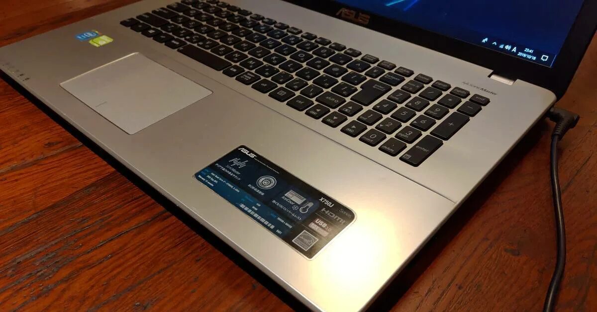 Core tm i7 7700hq. Intel(r) core(tm) i7-4700hq cpu @ 2.40ghz 2.40 ghz. intel core i7 4700hq характеристики. 4700hq.