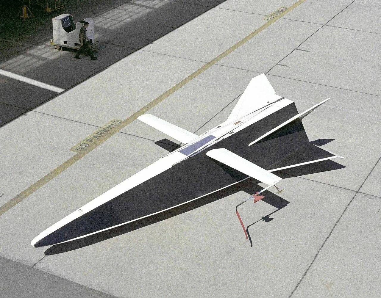 Hyper 3. Hyper iii самолет. самолеты необычной конструкции. модели необычных летательных аппаратов. самые необычные самолеты.