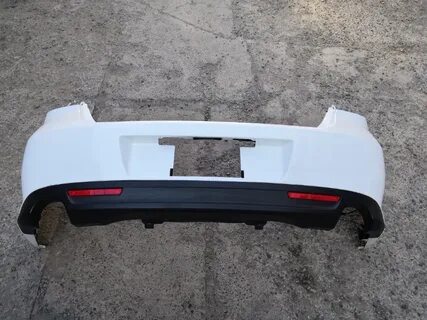 Бампер задний mazda