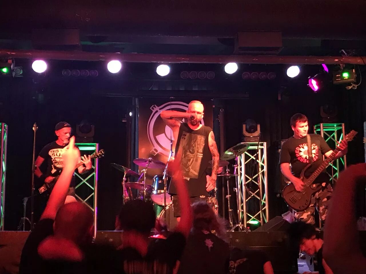 Base rock. Base rock. Gravel cover. Клуб rocks сочи. Спонсоры рок фестивалей.