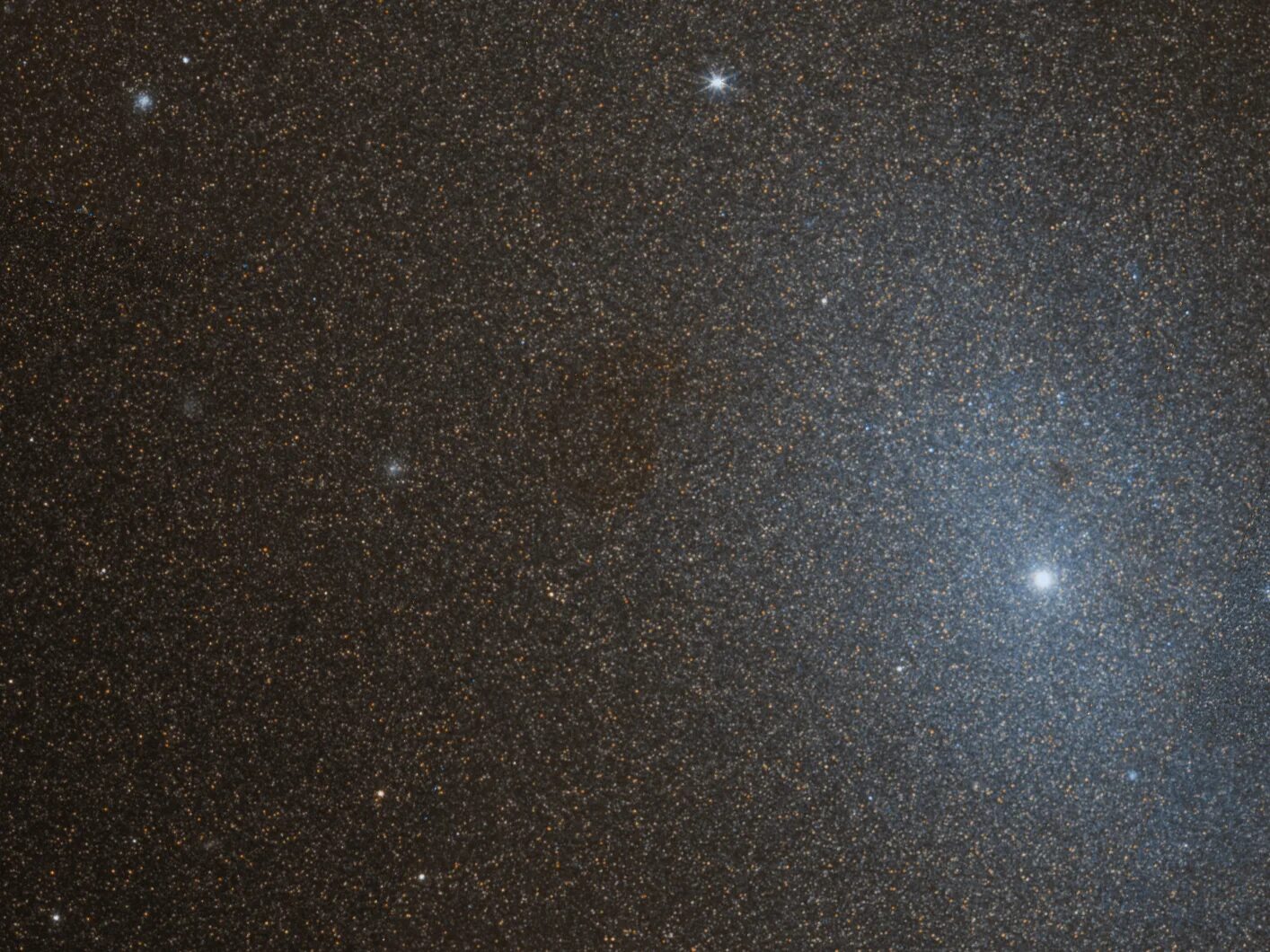 Бездна звезд полна. Мессье 110. Карликовая эллиптическая Галактика m110. Галактика м 110 в телескоп. Галактика Мессье.