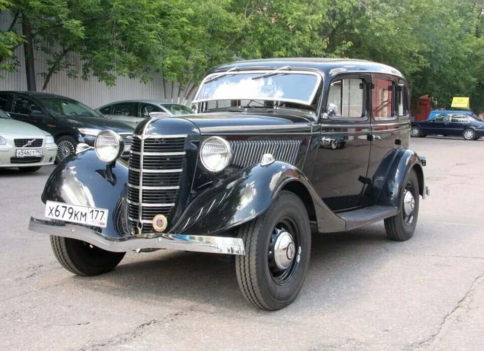 Автомобиль газ м1 эмка. Газ-м-1 автомобиль. Первый советский автомобиль. Автомобиль газ м1 эмка. Газ-м-1 автомобиль.