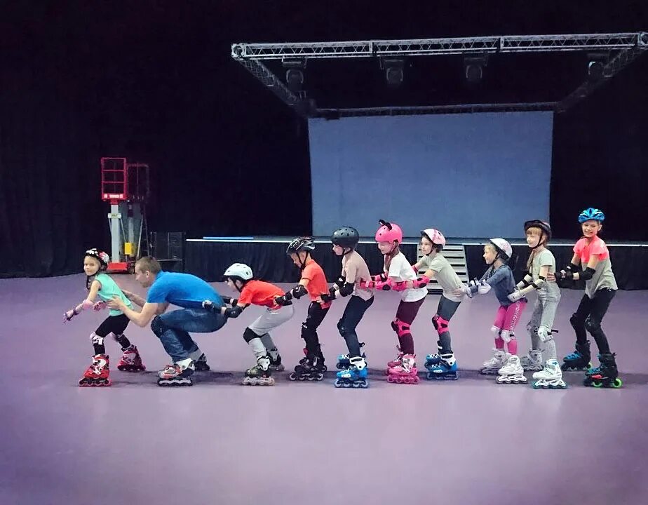 Дмитров экстрим афиша. Дмитров центр экстрим. Афиша дмитров радуга. Дмитров экстрим афиша. Парк экстрим дмитров концерт.