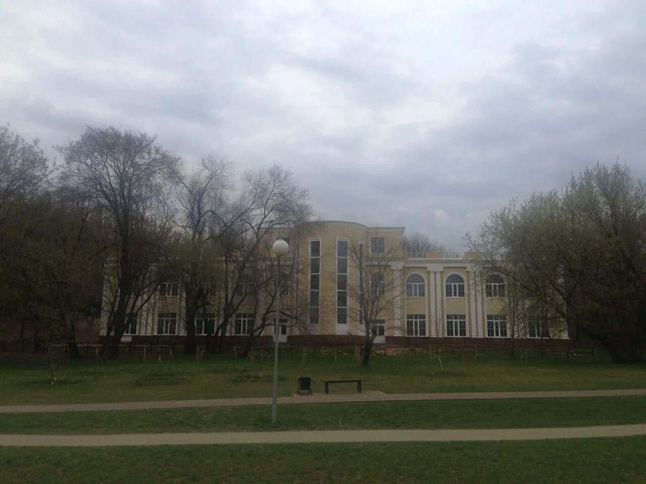 Ул шкулева 2а стр 1. Парк шкулева. вилла андерсон улица шкулёва. шкулева д 2а. парк шкулева москва.вилла.