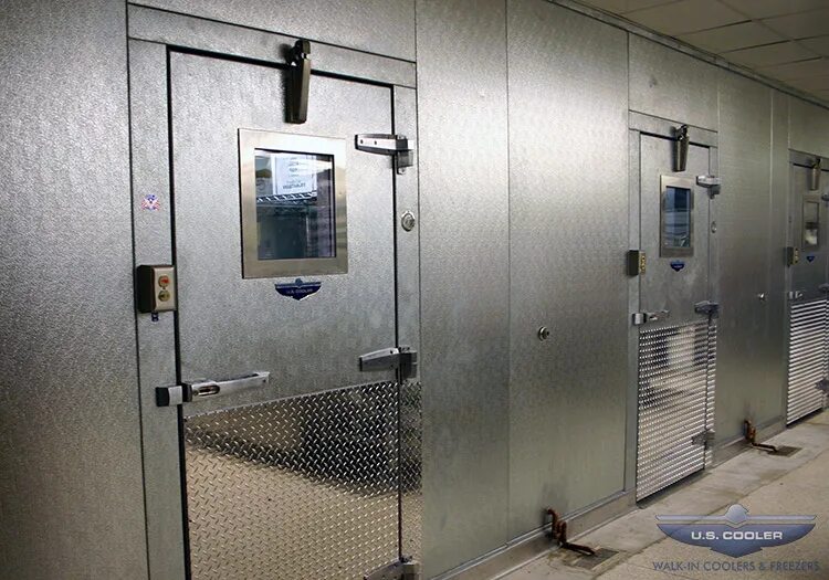 Walkin refrigerator cooler combo. Камеры типа walk in. walk in cooler. 10x10 walk in cooler. locker.