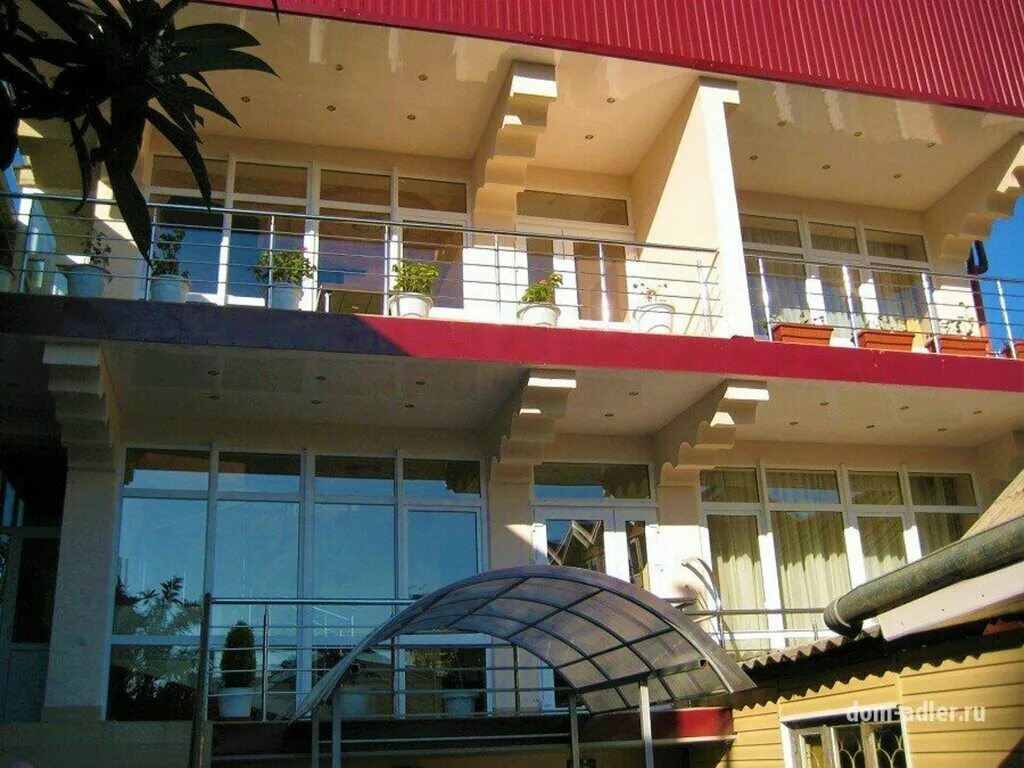 панорама 21 век сочи. панорама 21 век сочи. дом адлер ульянова 21. гостевой дом 21 век адлер. зао лок "солнечная".